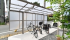 愛知県蒲郡市の新築外構；自転車を雨から守るサイクルポート