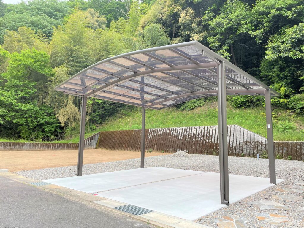 岡崎市の駐車スペース 将来のコンクリート増設を見据えた整地と水勾配