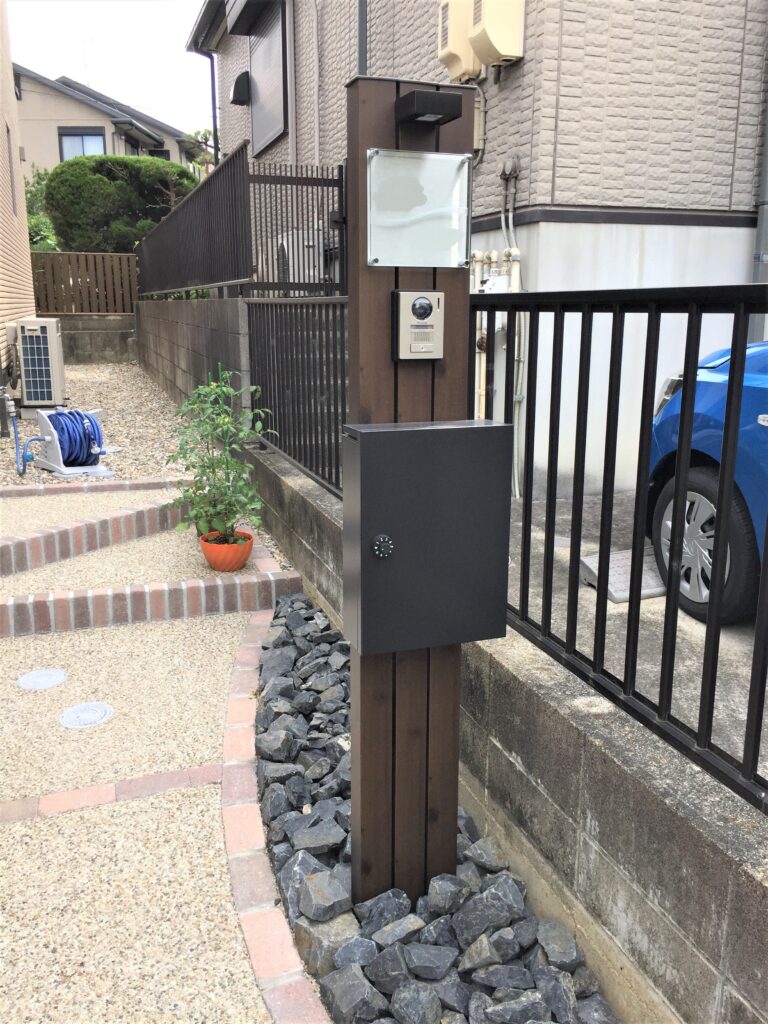 豊田市 三協アルミα-Pro角柱を使用したシンプル機能門柱
