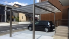愛知県岡崎市の新築エクステリア：スッキリとした印象のカーポート