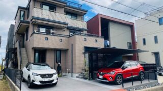 岡崎市の新築エクステリア：タイル貼り駐車スペース