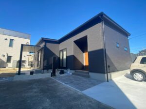 蒲郡市の新築エクステリア：テラスSCを使用したモダン外構