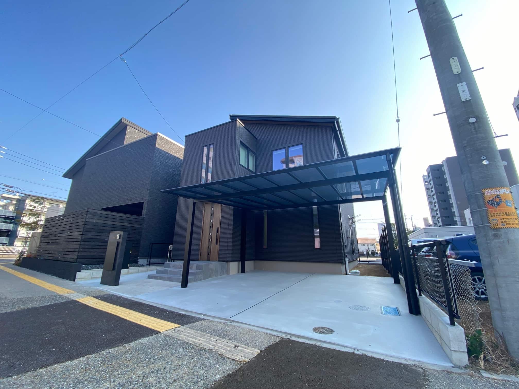 豊田市の新築エクステリア：機能門柱FKを使用したモダン外構