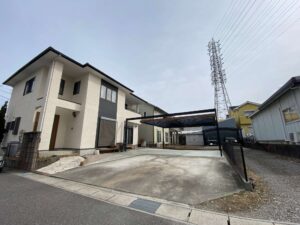 豊田市の外構リフォーム：Uスタイルアゼストが際立つ施工例