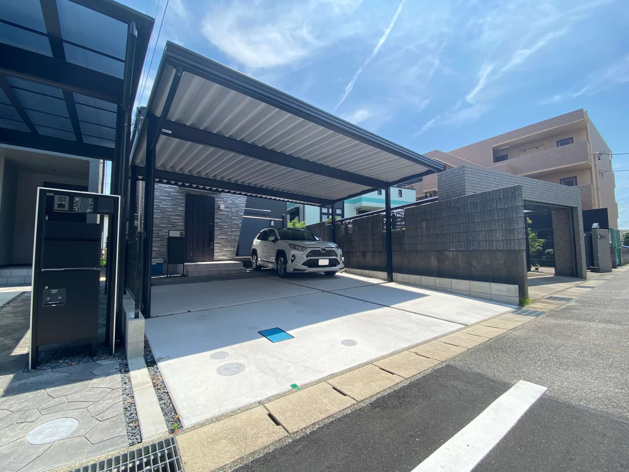 安城市の外構リフォーム:カーポート施工後