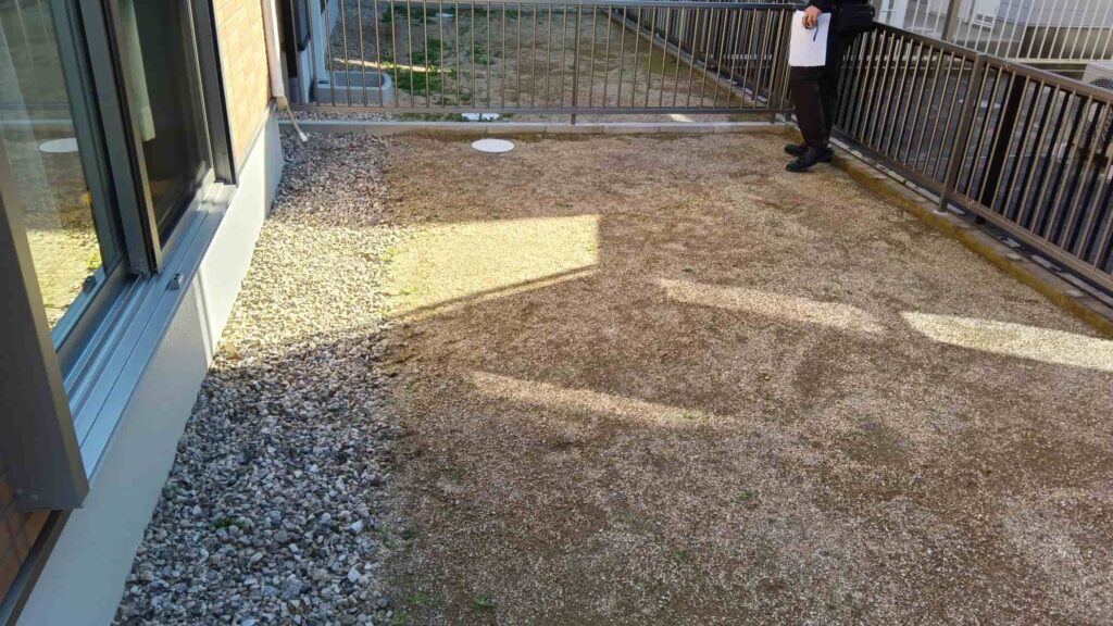 人工芝を敷設する前の刈谷市のお庭