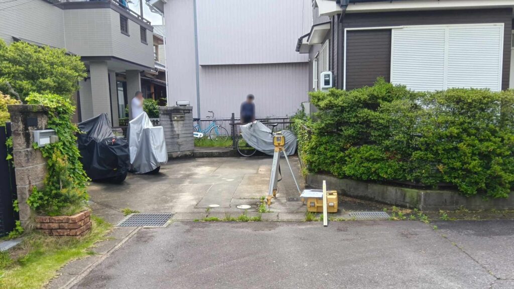 岡崎市のリフォーム前のお庭と既存土間コンクリートの様子